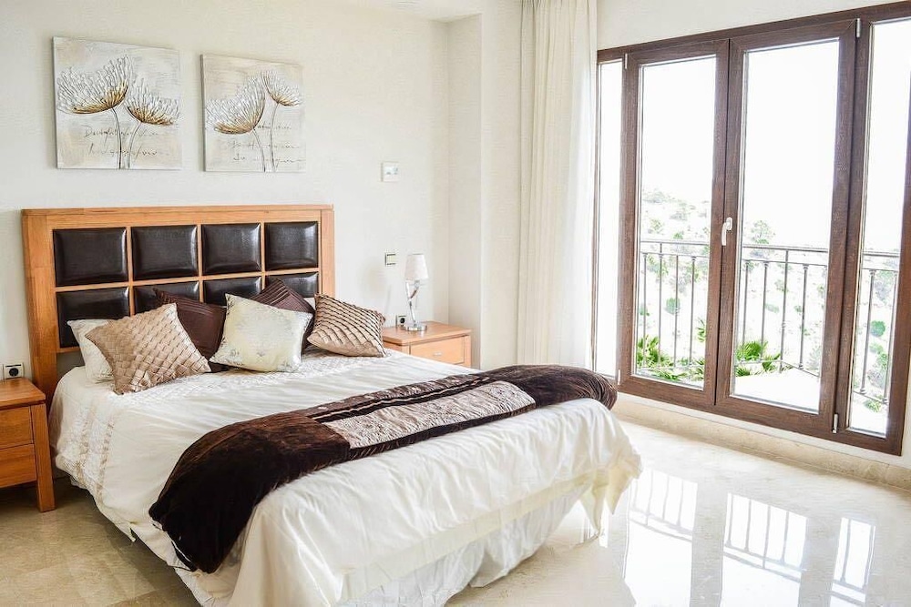 Villa, 2 Bedrooms, Non Smoking, Sea View photo 2