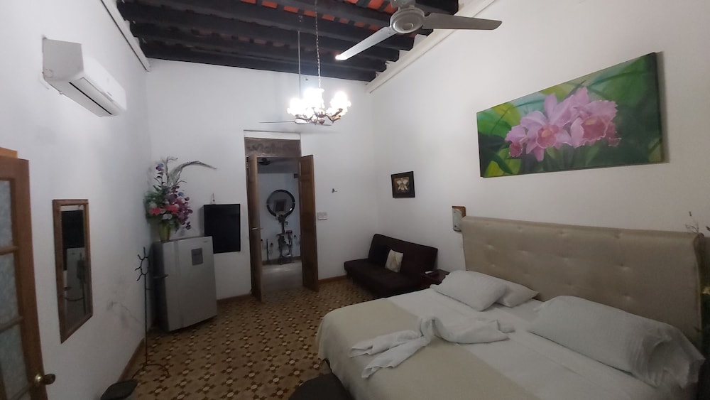 Family Suite, 1 Bedroom, Hot Tub, Ground Floor