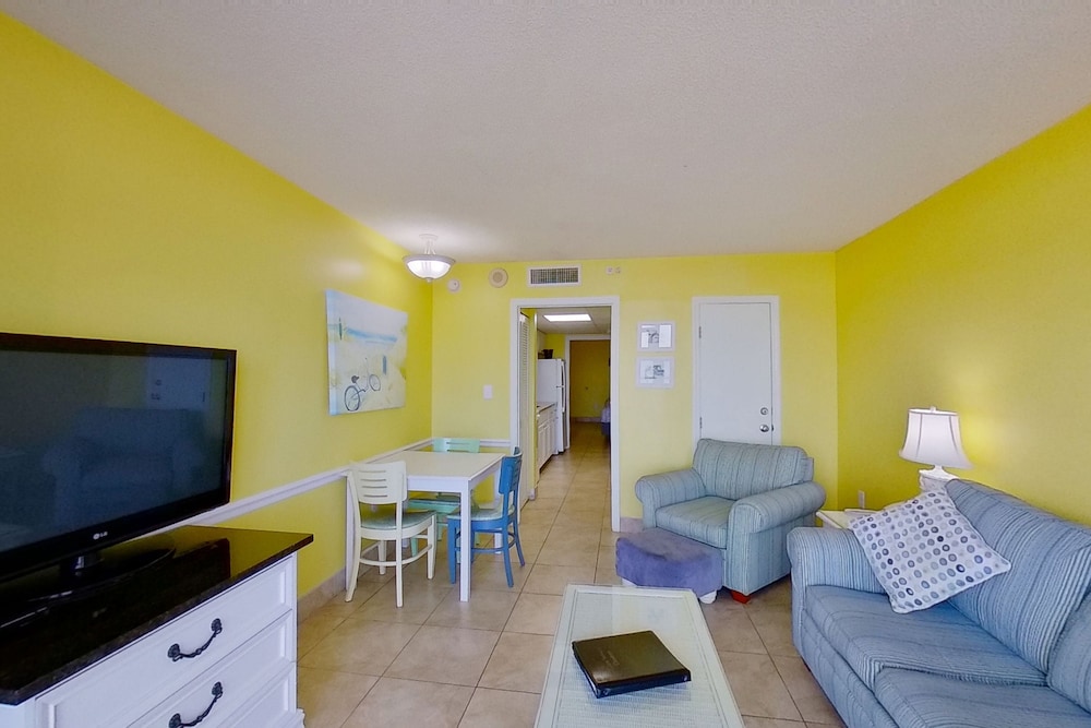 Condo, 1 Bedroom (Oceanfront) photo 2