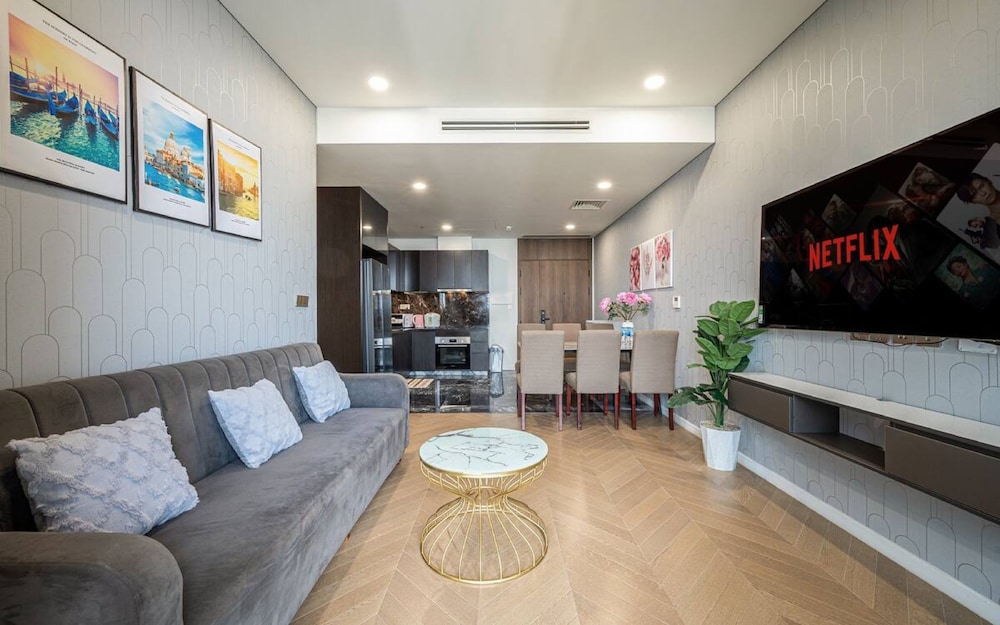Presidential Suite, 3 Bedrooms, Club Lounge Access, City View photo 1