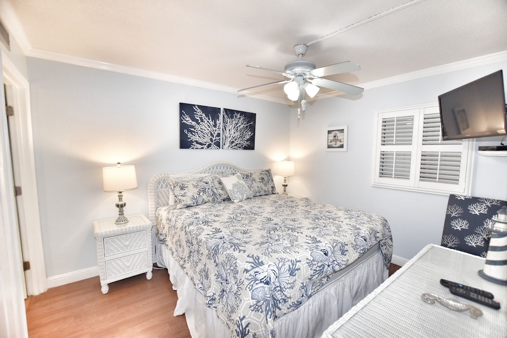 Condo, 2 Bedrooms photo 1