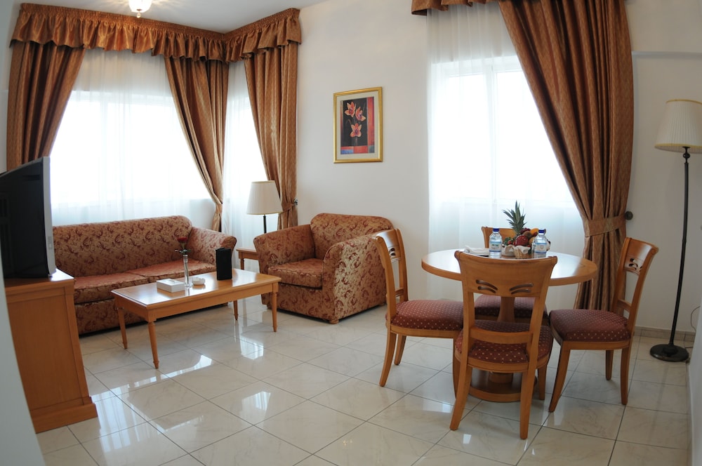 Deluxe Suite, 1 Bedroom photo 3