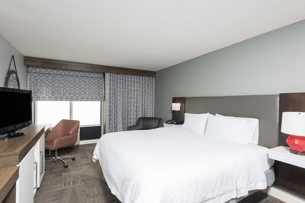Standard Room, 1 Double Bed, Accessible, Non Smoking - Photo 6