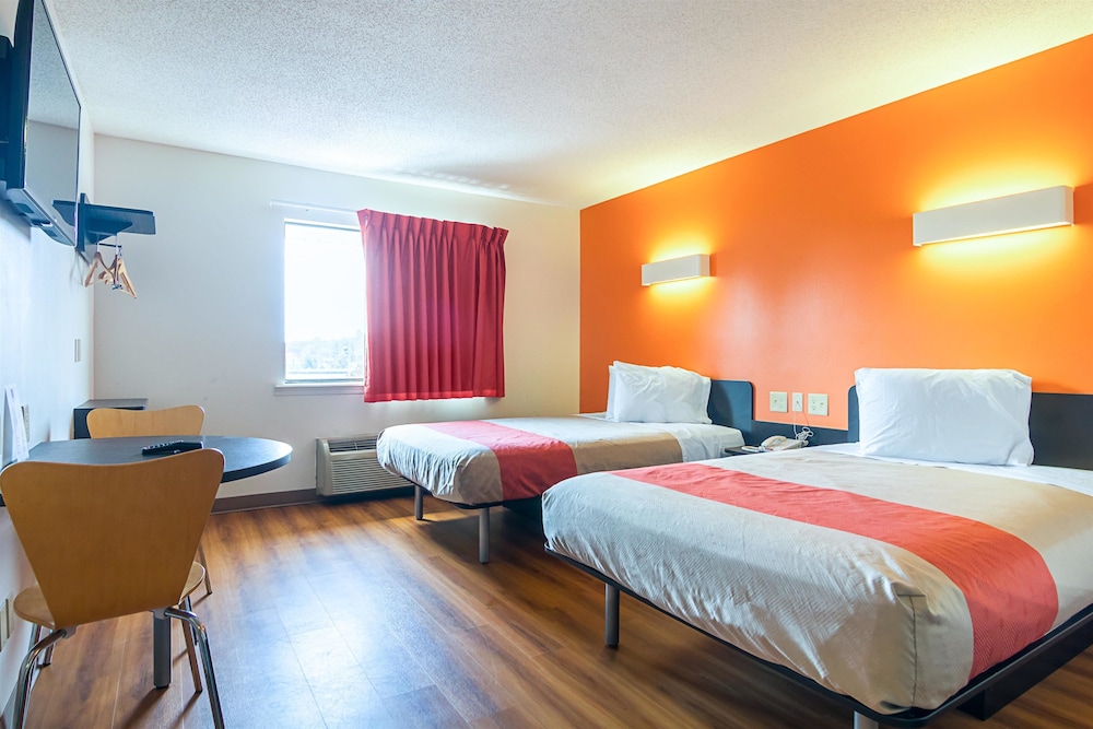 Premium Suite, 2 Queen Beds, Non Smoking, Kitchen - Photo 3