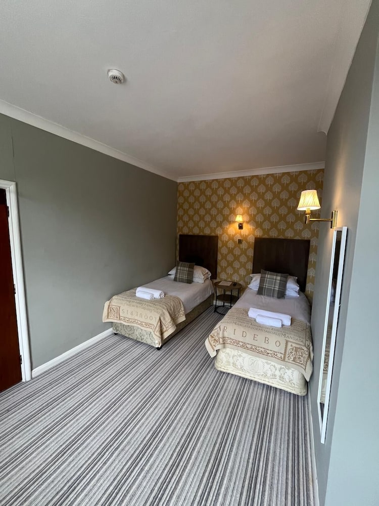 Traditional Twin Room