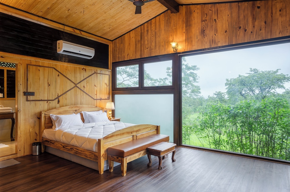 Luxury Double Room, Balcony, Valley View