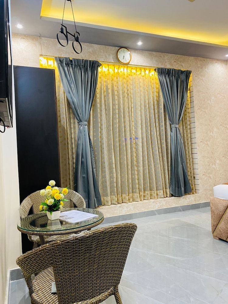 Executive Room photo 3