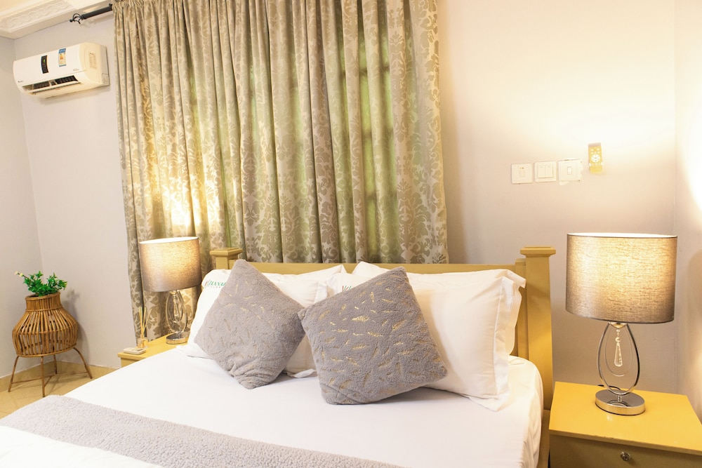 Deluxe Suite photo 1
