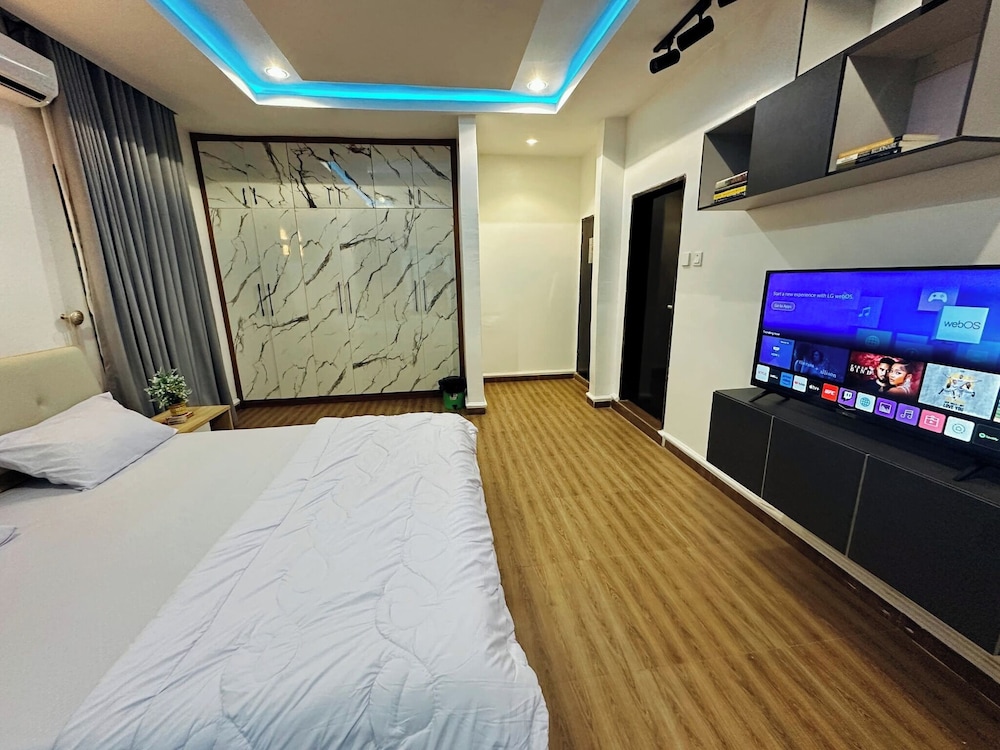Deluxe Apartment, Balcony, City View photo 1