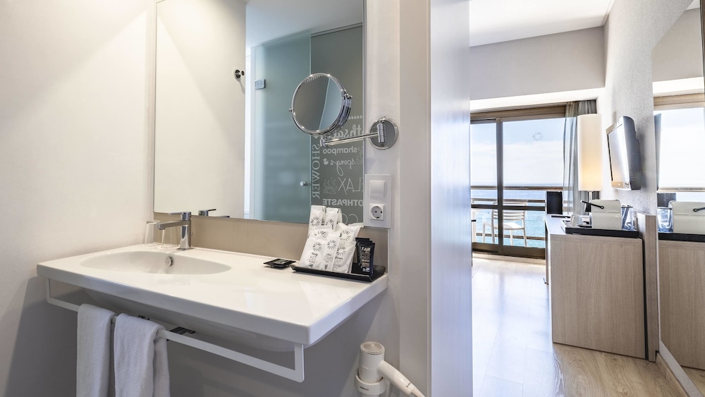 Junior Suite, Sea View - Photo 2