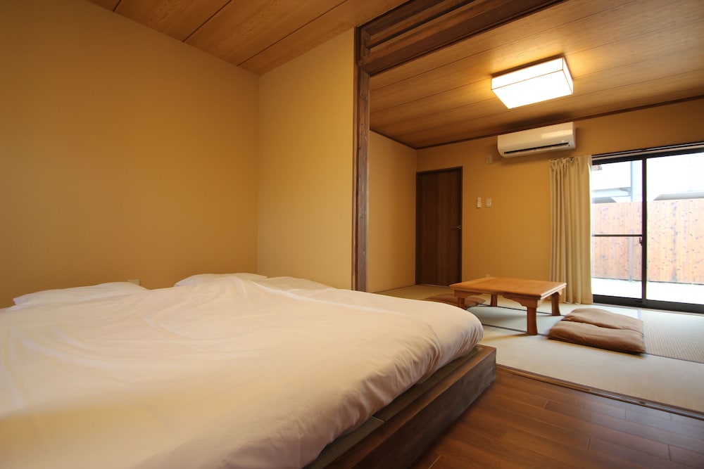 Comfort Quadruple Room, Non Smoking photo 1