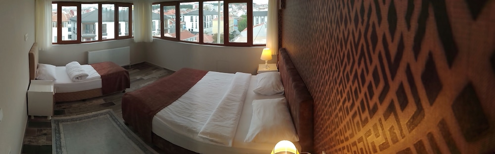 Panorama Deluxe Suite photo 2