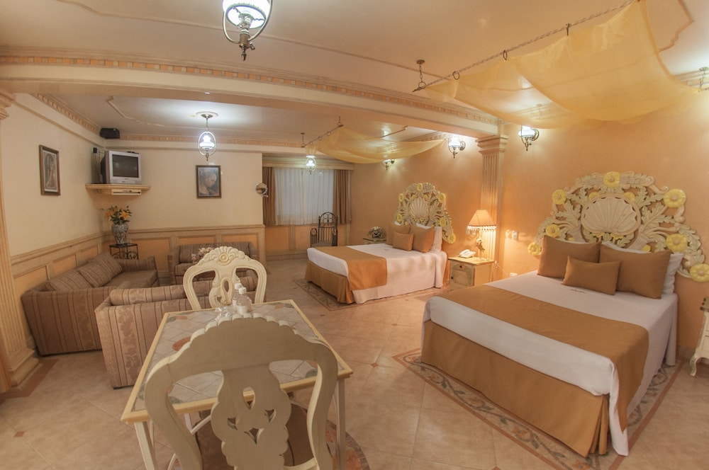 Junior Suite - Photo 2