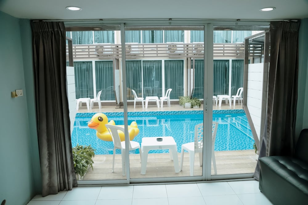 Superior Double Room, Pool Access photo 3