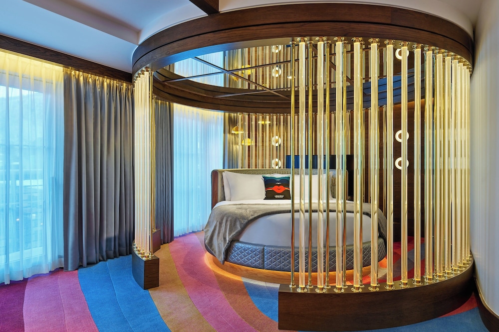 Presidential Suite, 1 King Bed, Fireplace