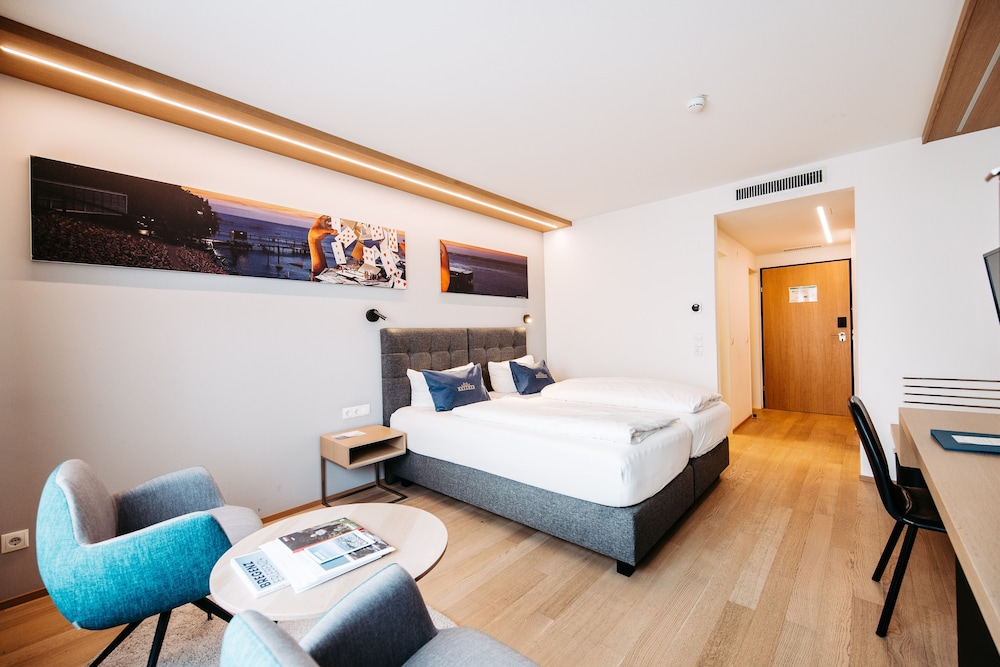 Deluxe Double Room, 1 Double Bed, Non Smoking photo 1