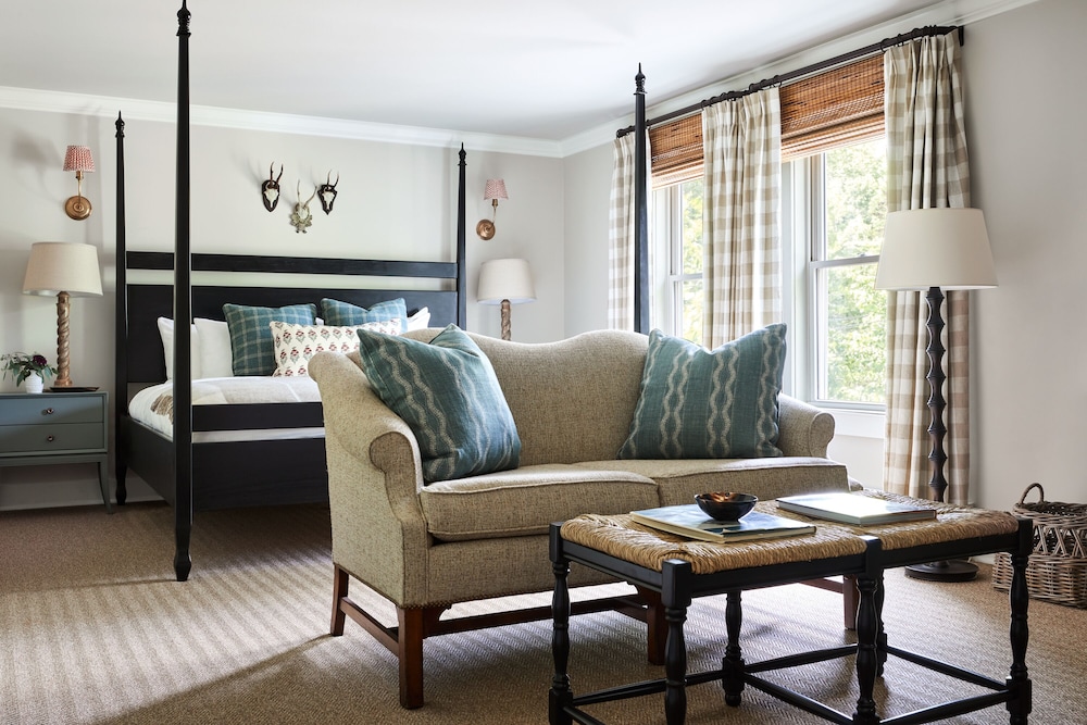 Junior Suite, 1 King Bed (Original Farmhouse)
