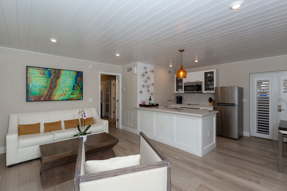 Luxury Villa, 1 Bedroom, Kitchen - Photo 3