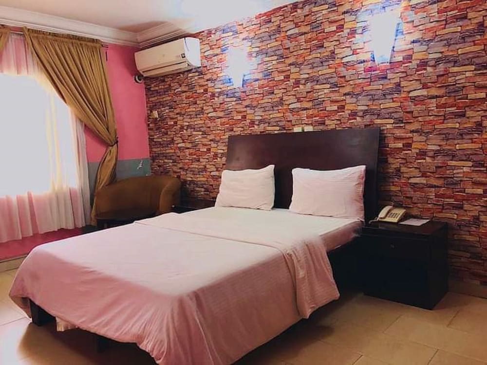 Deluxe Room - Photo 1