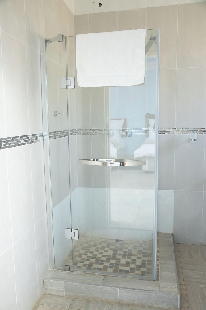 Standard Double Or Twin Room photo 2