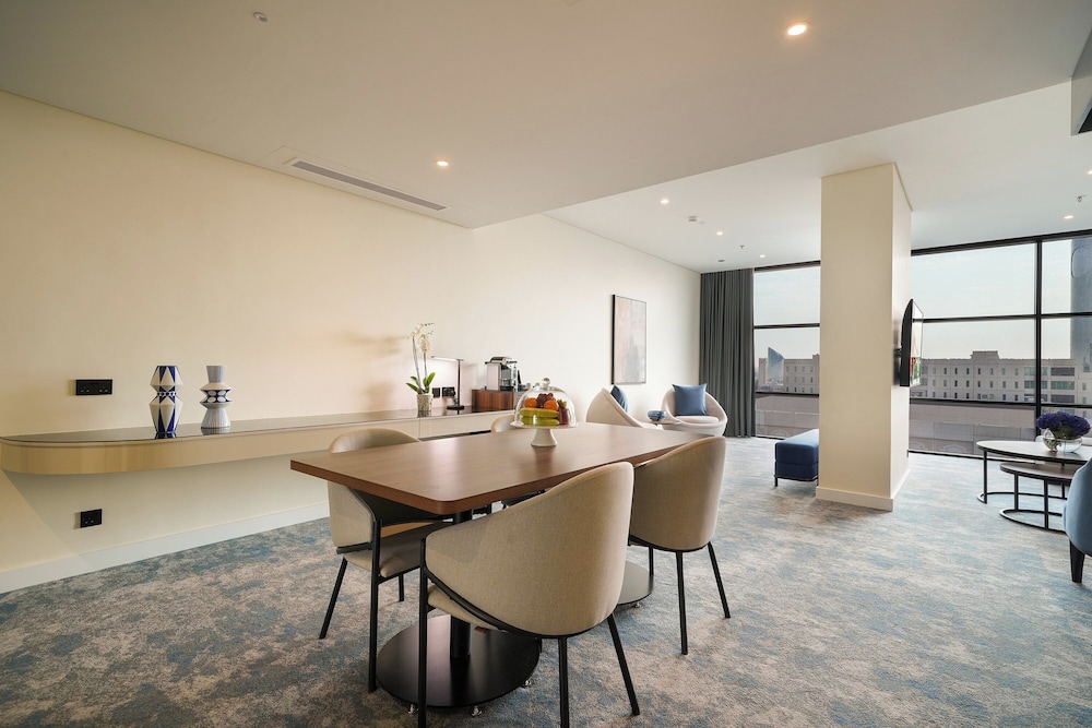 Premium Suite, 1 Bedroom (Spacious)