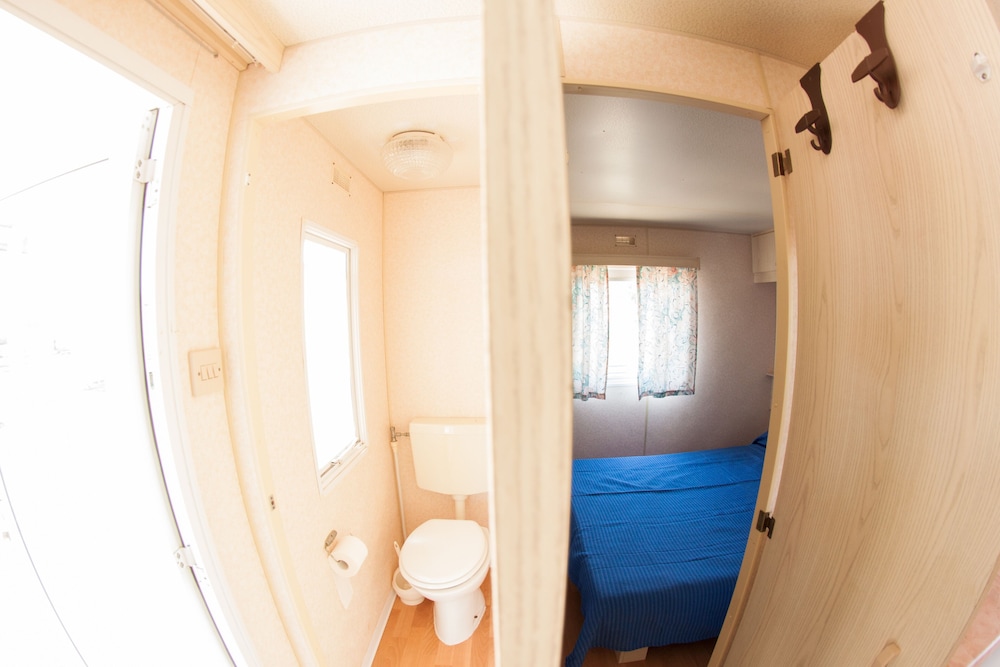 Economy Mobile Home photo 3