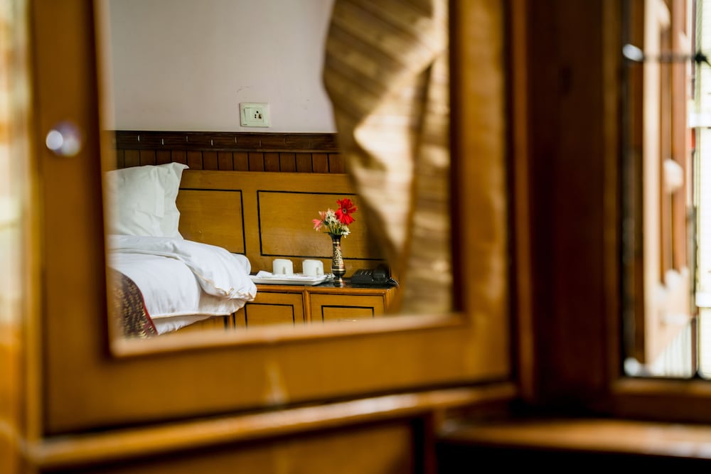 Executive Room - Photo 4