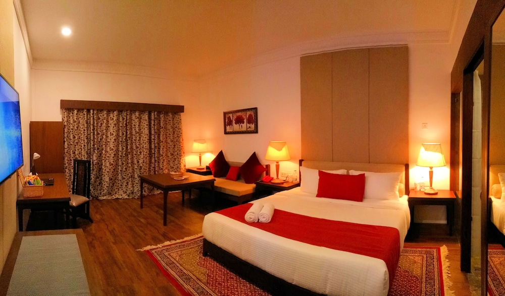Luxury Balcony Room photo 2
