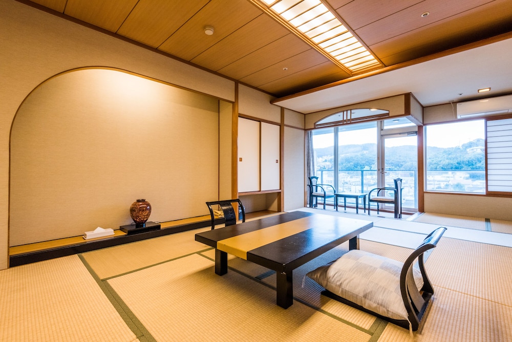 Standard Japanese-Style Room With 12 Tatami Mats - Indoor Bath - Non-Smoking - Photo 1