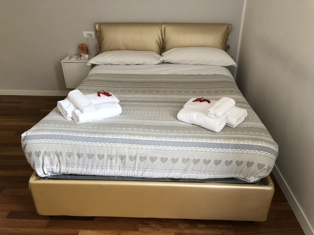 Economy Double Room Single Use, Non Smoking