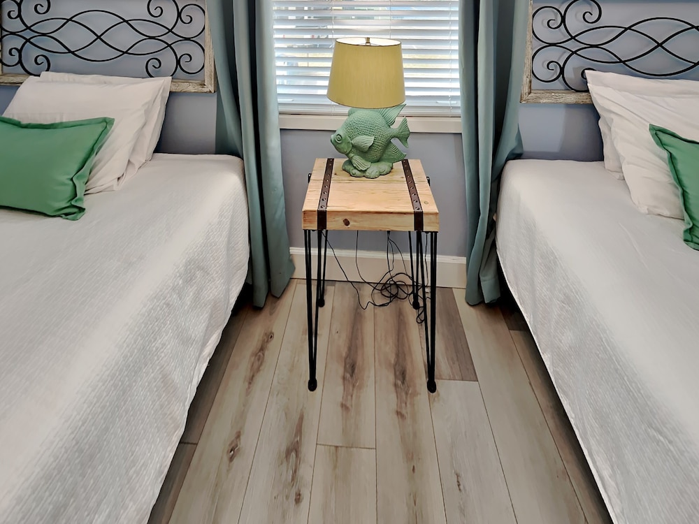 Condo, Multiple Beds, Balcony (#D3 - No Pets)