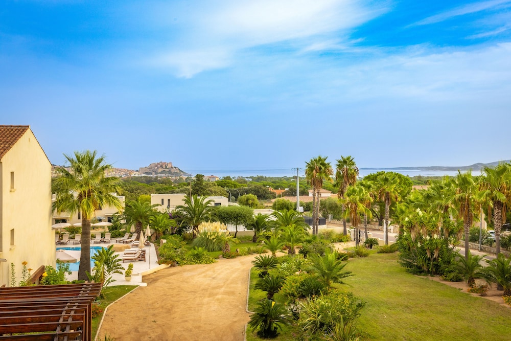 Classic Sea & Mountains view - Photo 4