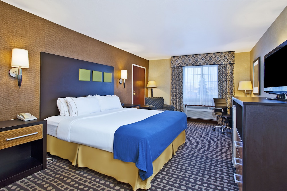Standard Room, 1 King Bed, Accessible (Communications) photo 1