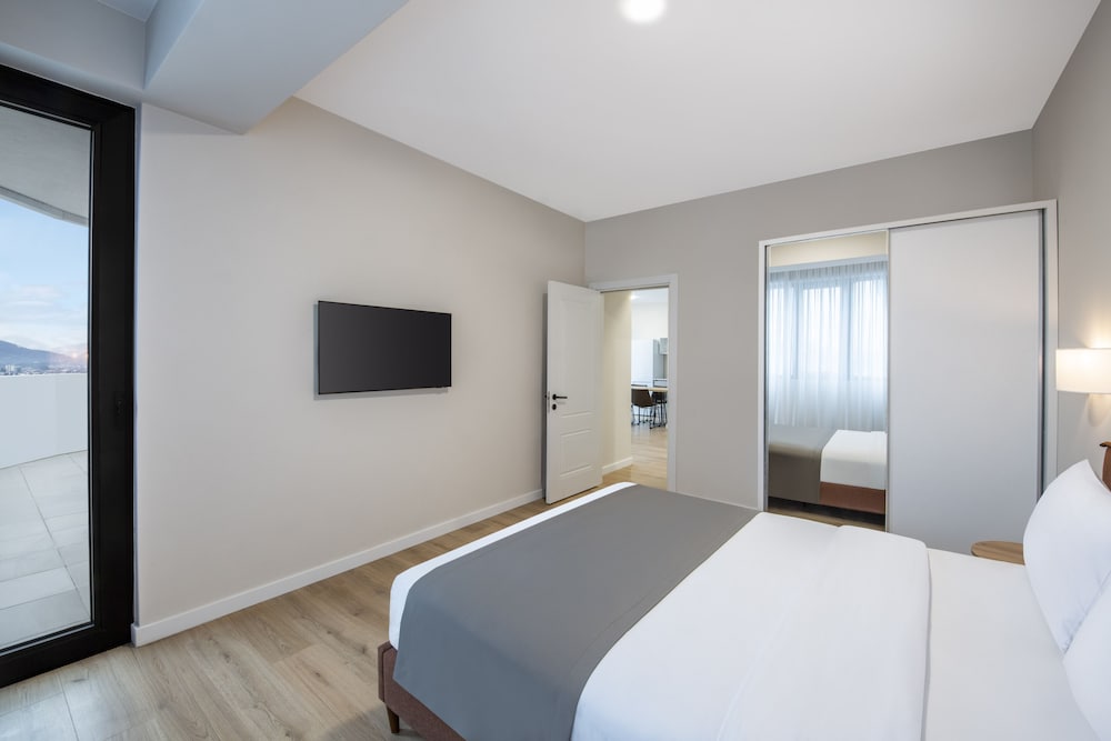 Suite, 2 Bedrooms photo 1
