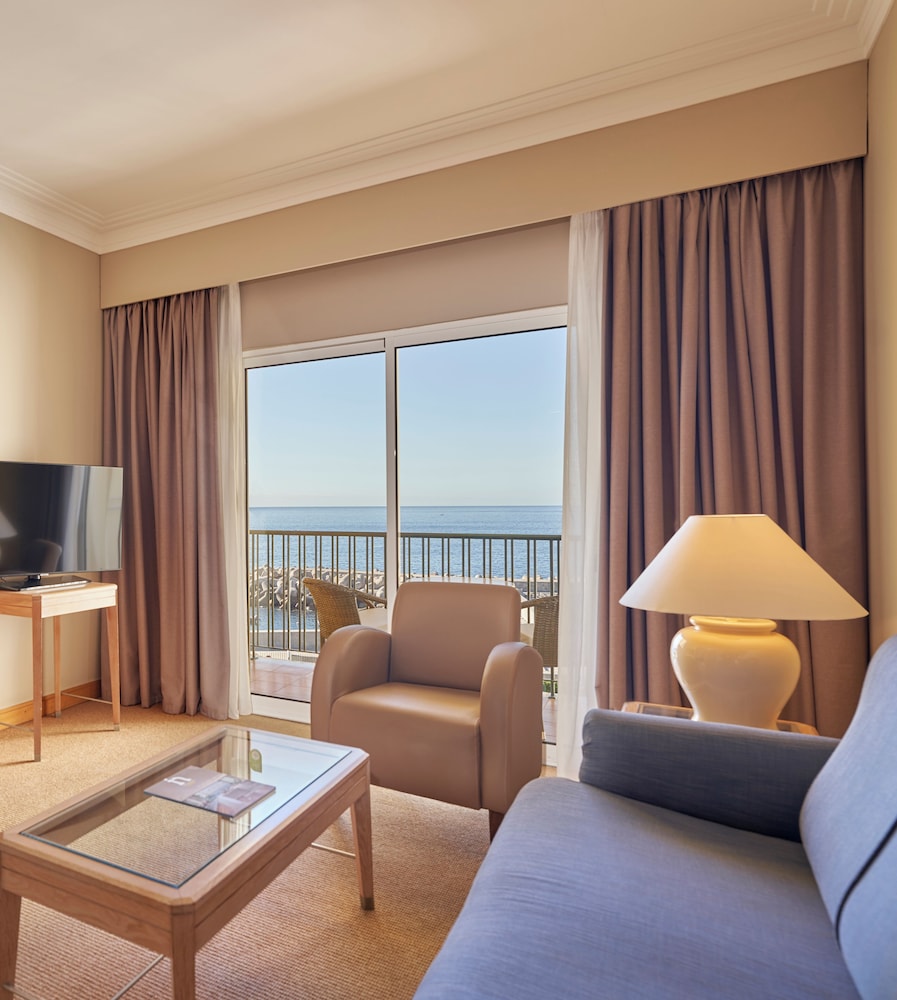 Suite, Sea View - Photo 4