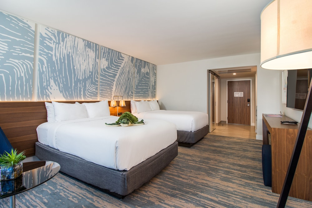 Room, 2 Double Beds, Tower (Standard Two Double Beds Room) - Photo 6