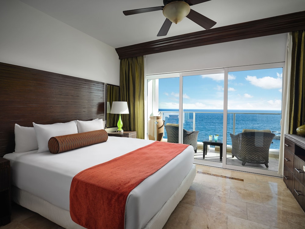 Suite, 1 Bedroom, Ocean View - Photo 1
