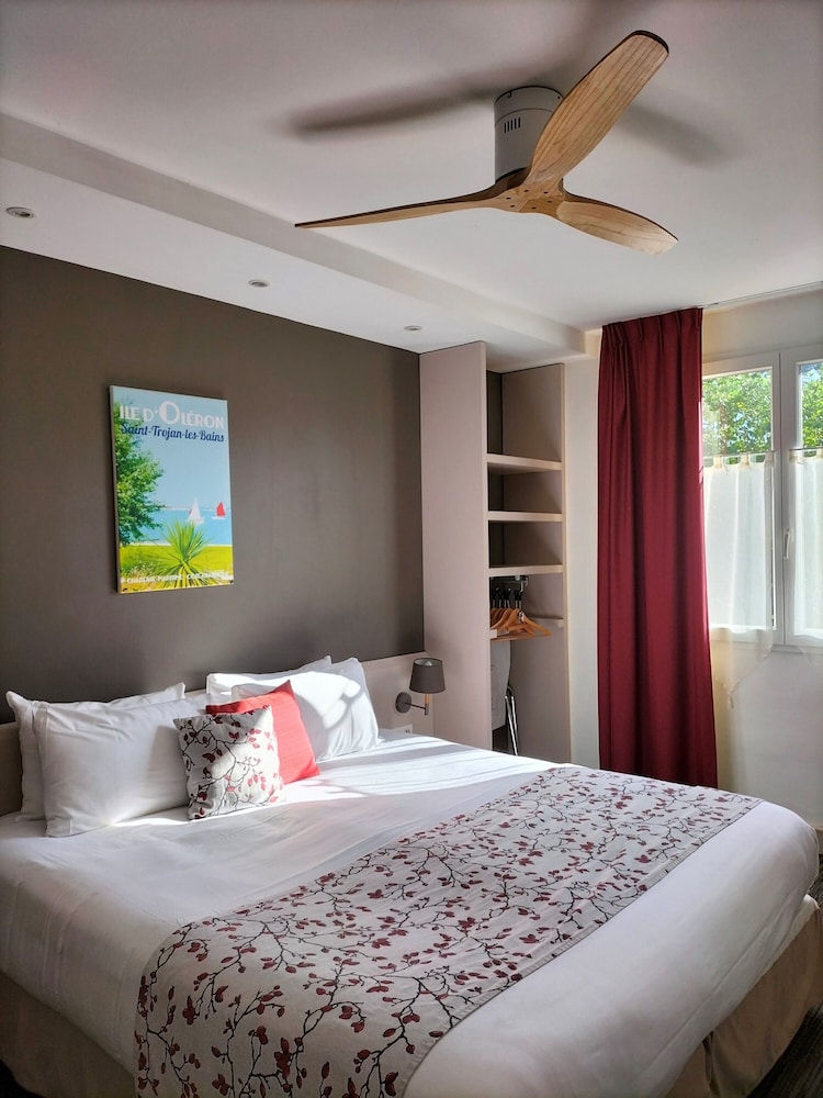 Comfort Double Room Comfort Double Room