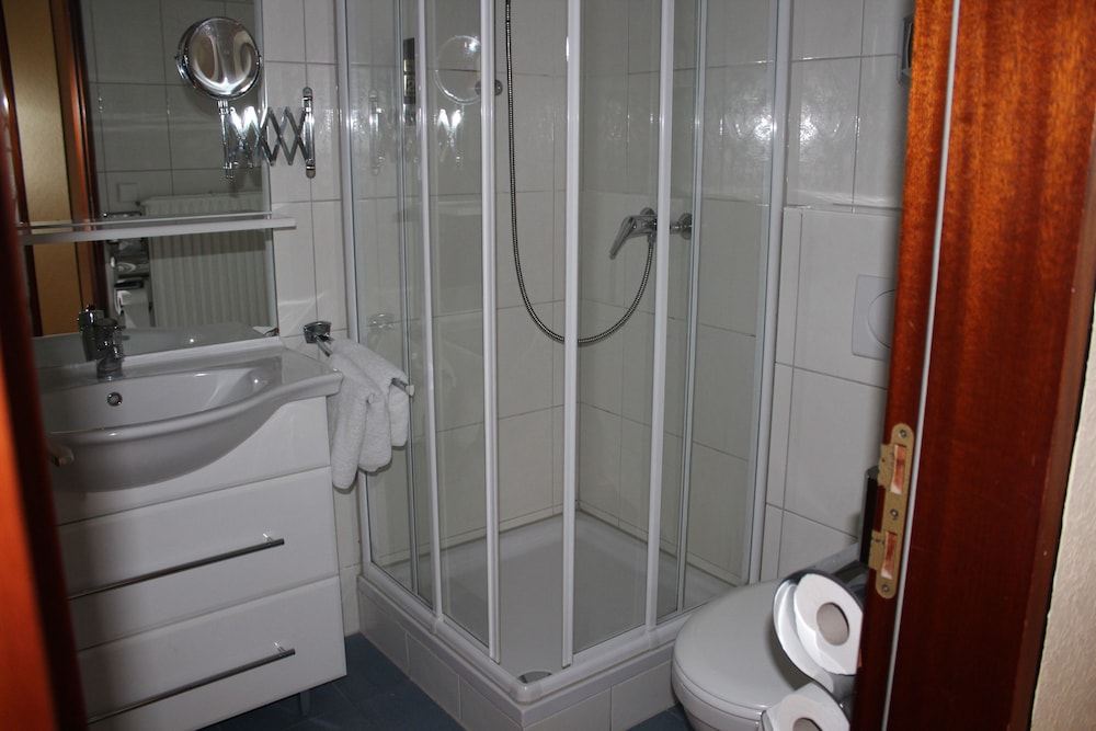 Double or Twin Room photo 3