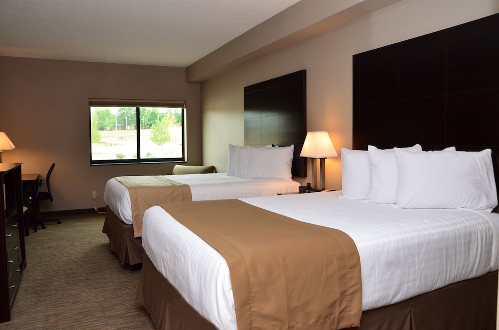 Standard Room, 2 Queen Beds photo 3