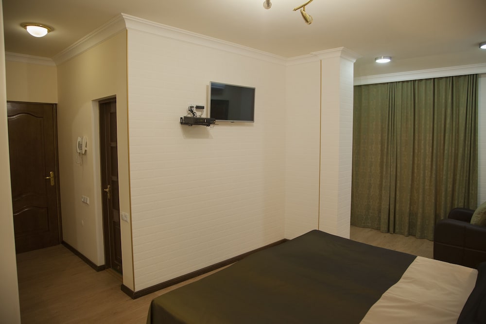 Premium Triple Room, Multiple Beds photo 3