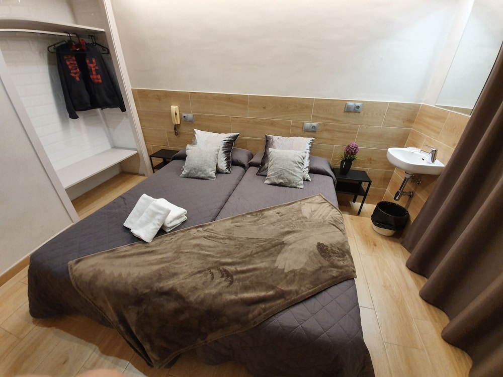 Habitación Doble, Baño Compartido