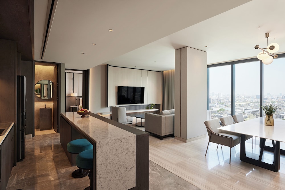 Presidential Suite photo 2