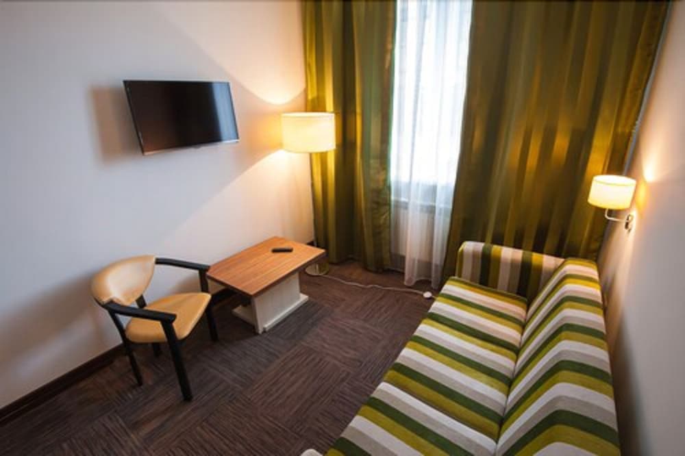 Suite, 1 Bedroom photo 2
