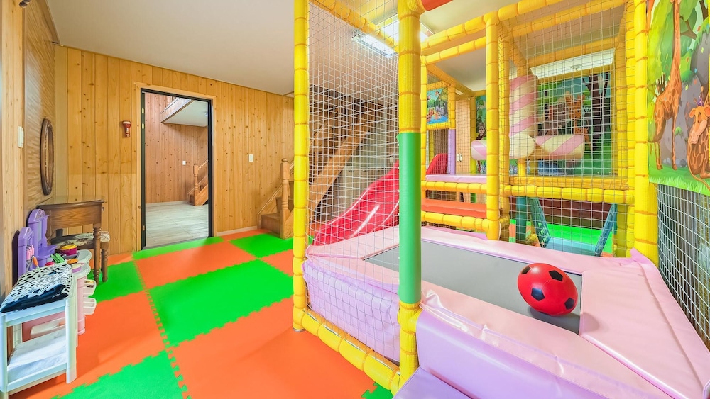 Basic Room, 2 Bedrooms (saesbyeol3(kidsroom,poolvila)) - Photo 17