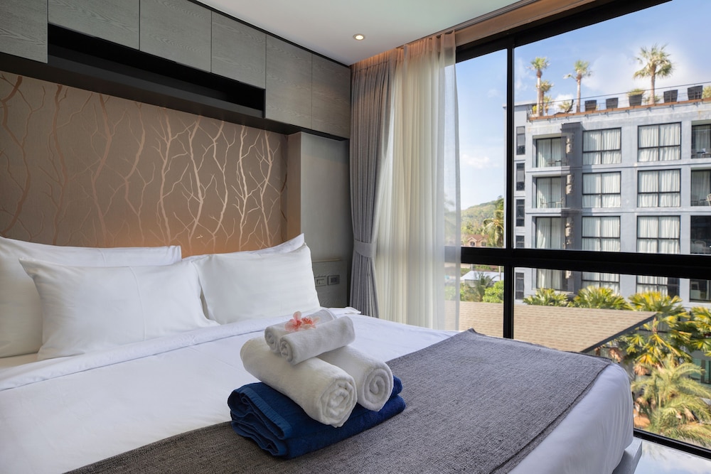 Exclusive Condo photo 1
