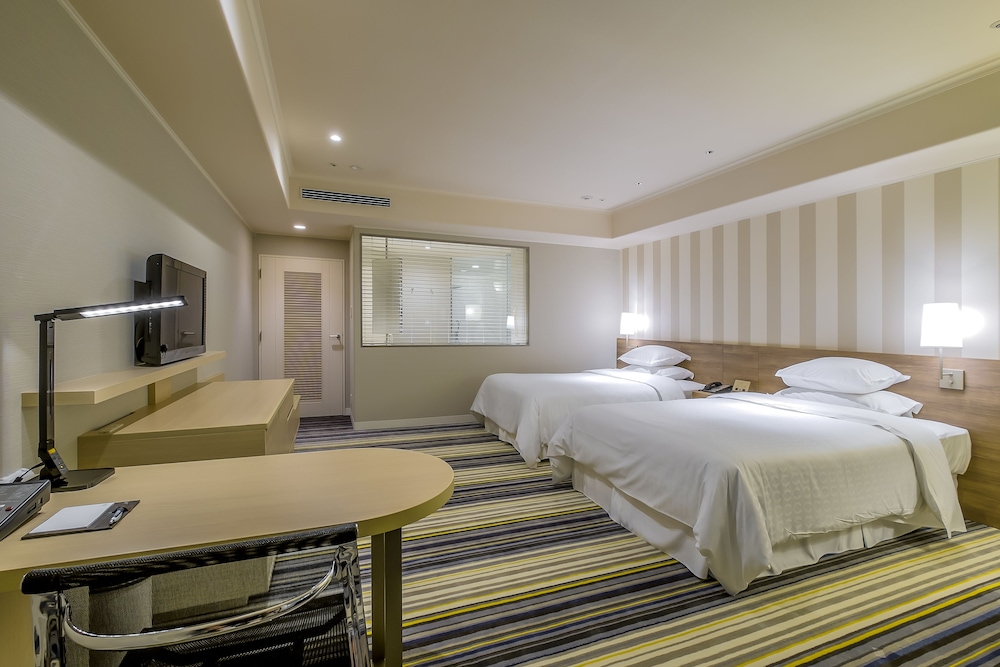 Deluxe Twin Room, Multiple Beds, Non Smoking, Ocean View - Photo 3