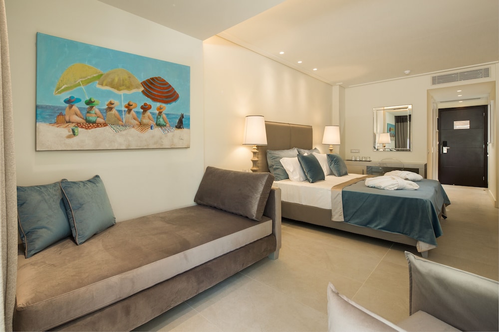 Deluxe Room, Garden View