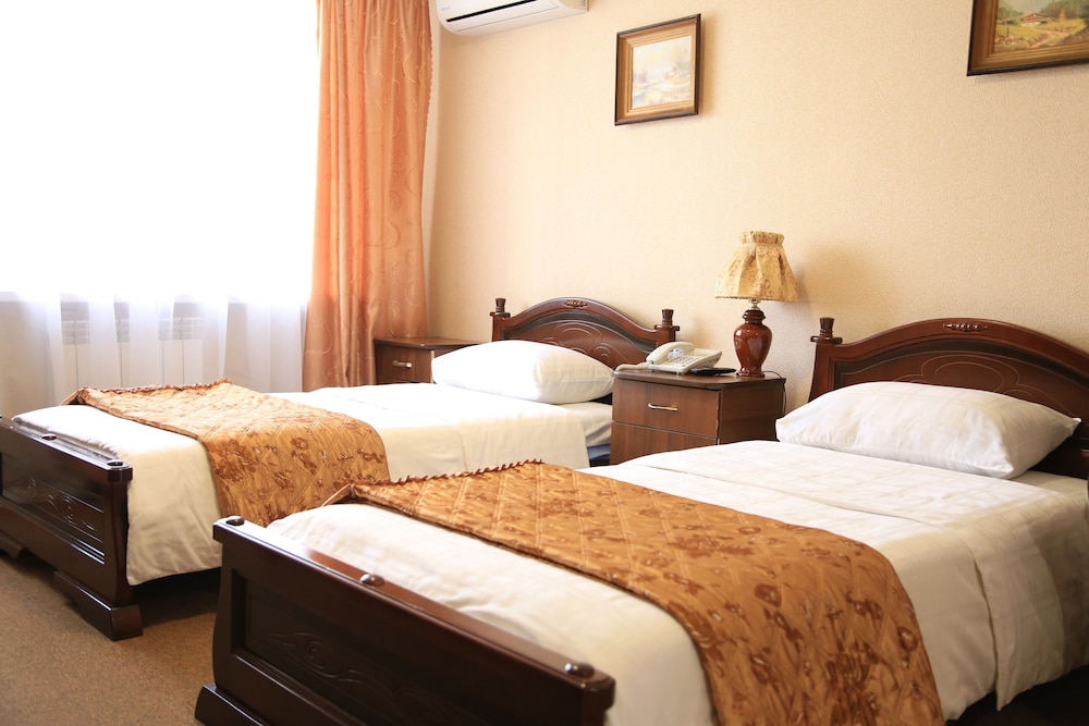 Standard Twin Room photo 3