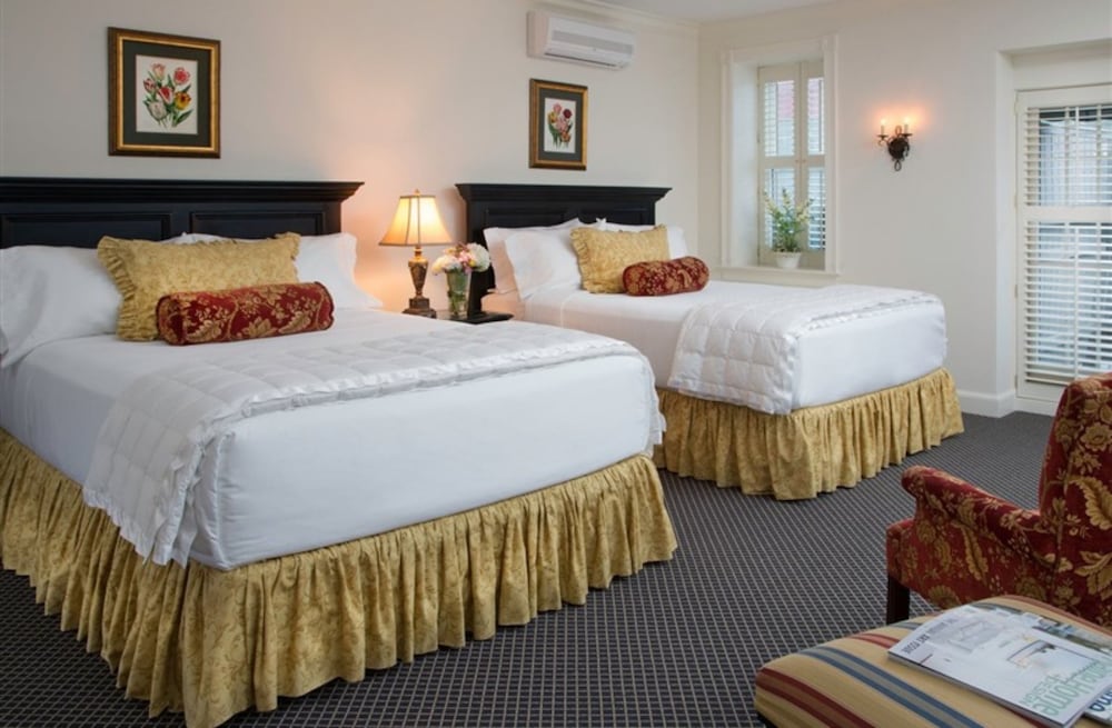 Room, Private Bathroom (Room 103)
